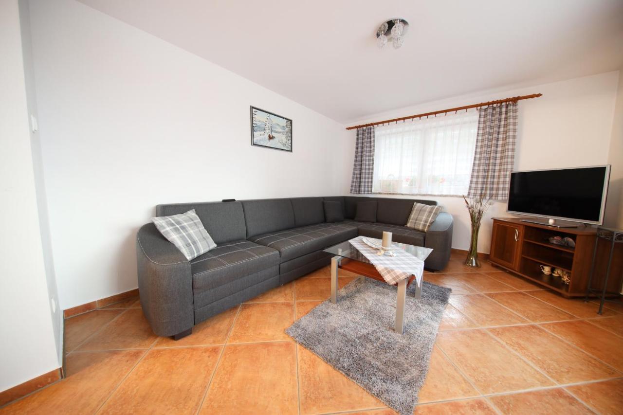 Tatrzanskie Spanie Pokoje Goscinne Poronin Extérieur photo