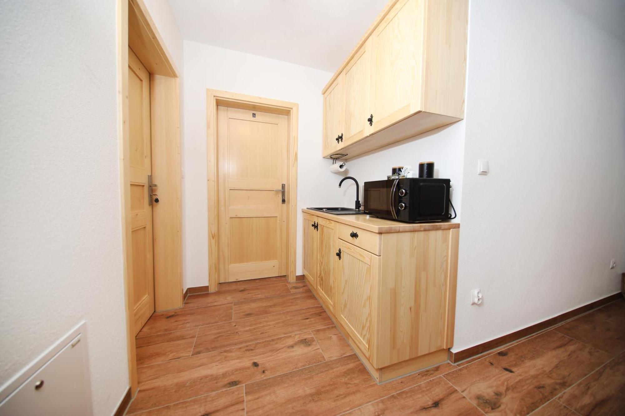 Tatrzanskie Spanie Pokoje Goscinne Poronin Extérieur photo