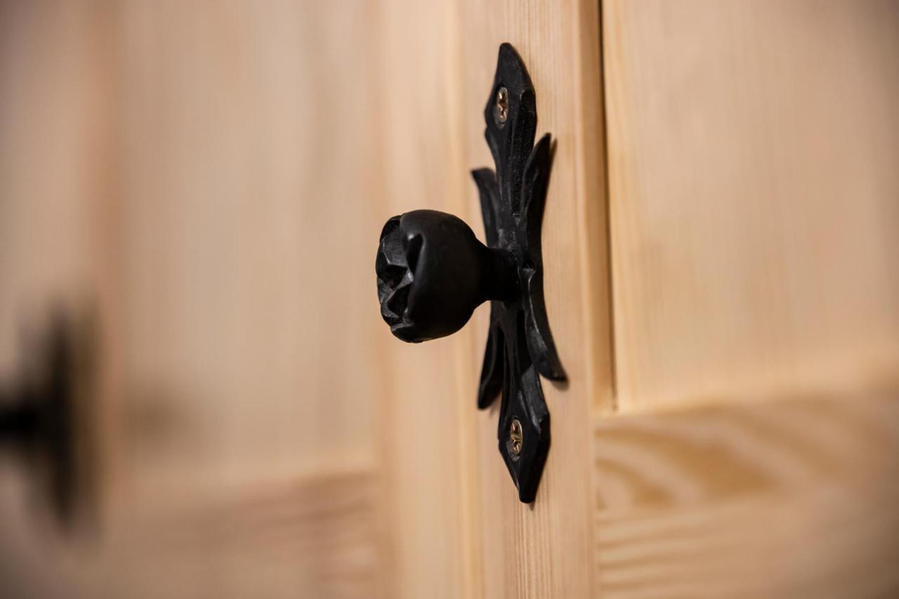 Tatrzanskie Spanie Pokoje Goscinne Poronin Chambre photo