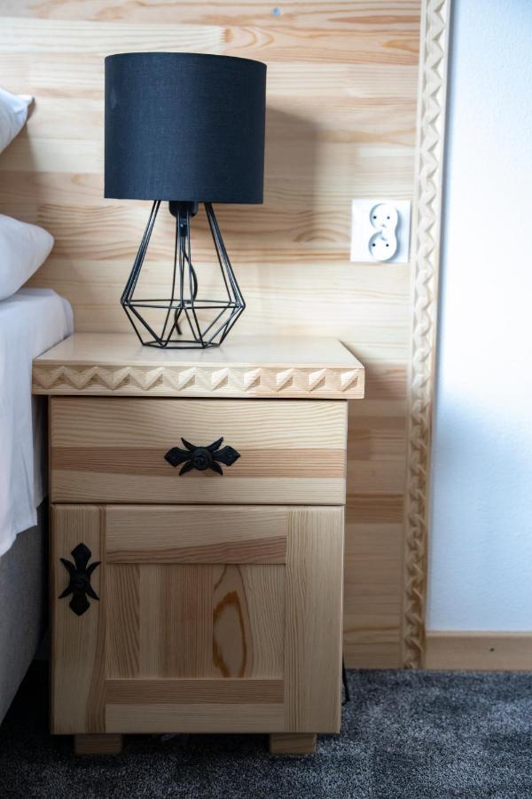 Tatrzanskie Spanie Pokoje Goscinne Poronin Extérieur photo