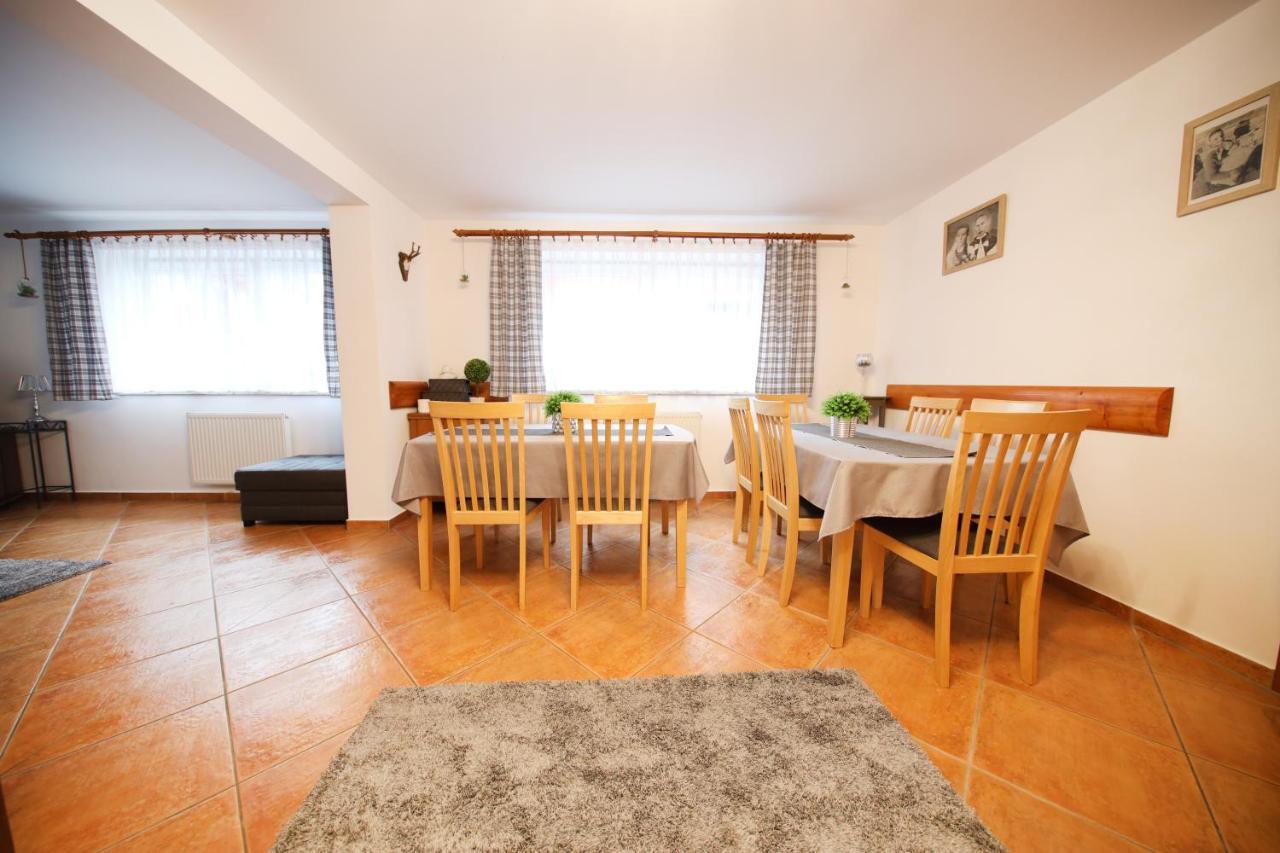 Tatrzanskie Spanie Pokoje Goscinne Poronin Extérieur photo