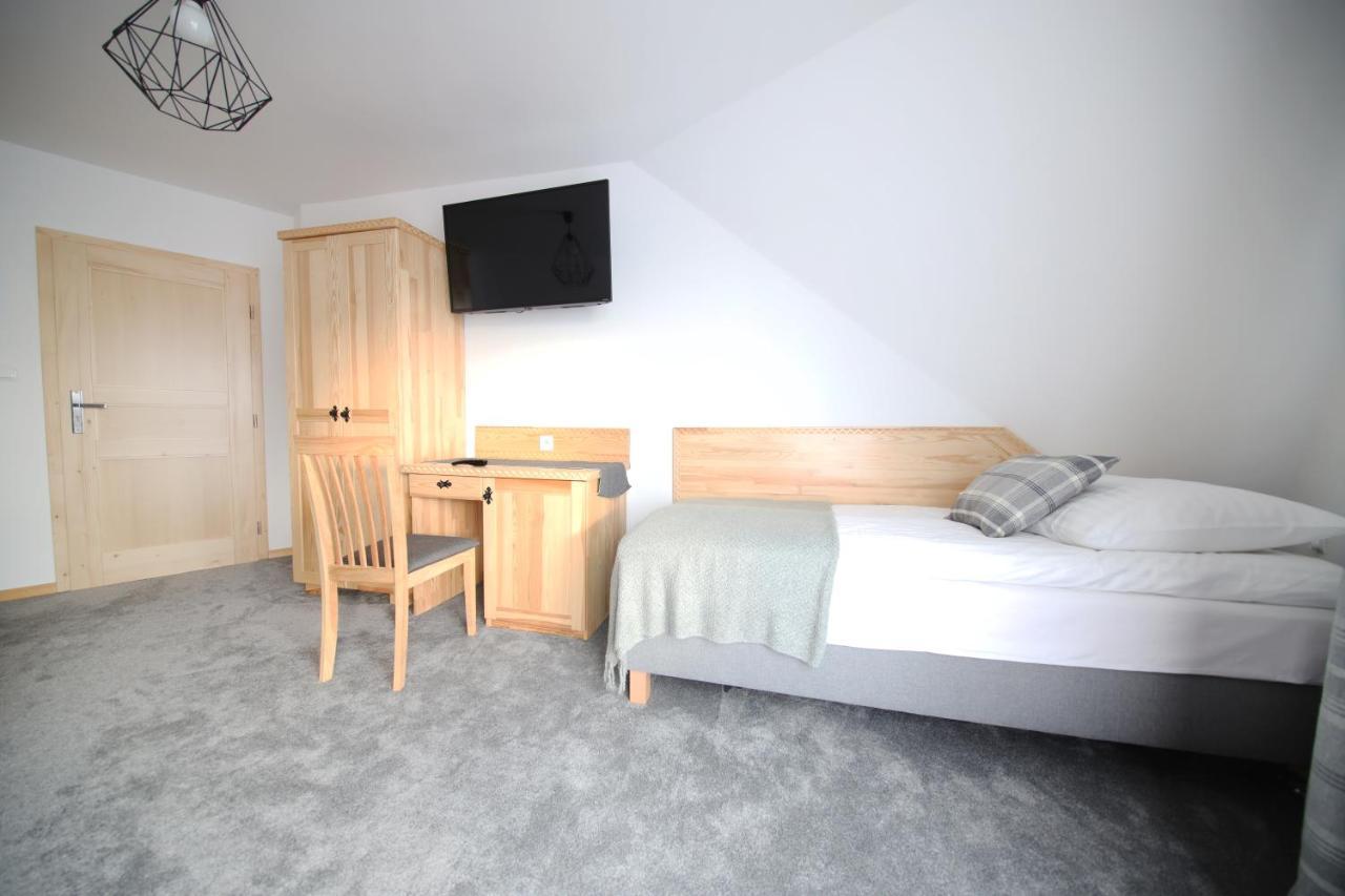 Tatrzanskie Spanie Pokoje Goscinne Poronin Extérieur photo